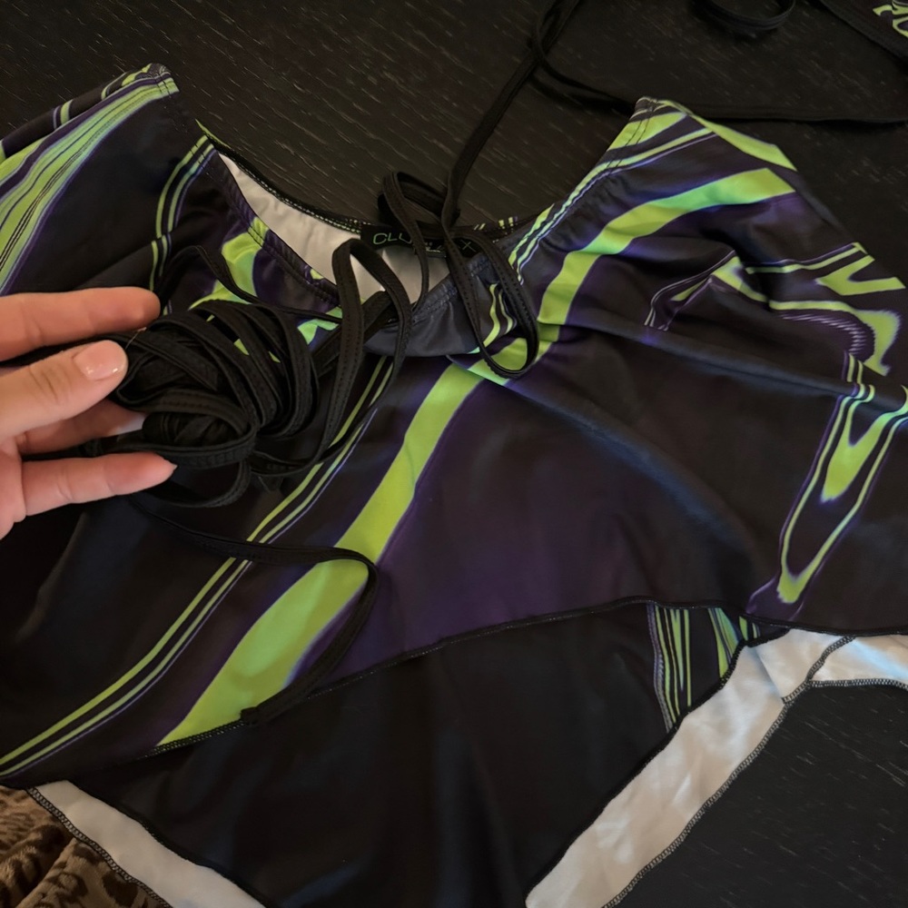 Metamorphosis Rave Skirt Set Small - Picture 2 of 9